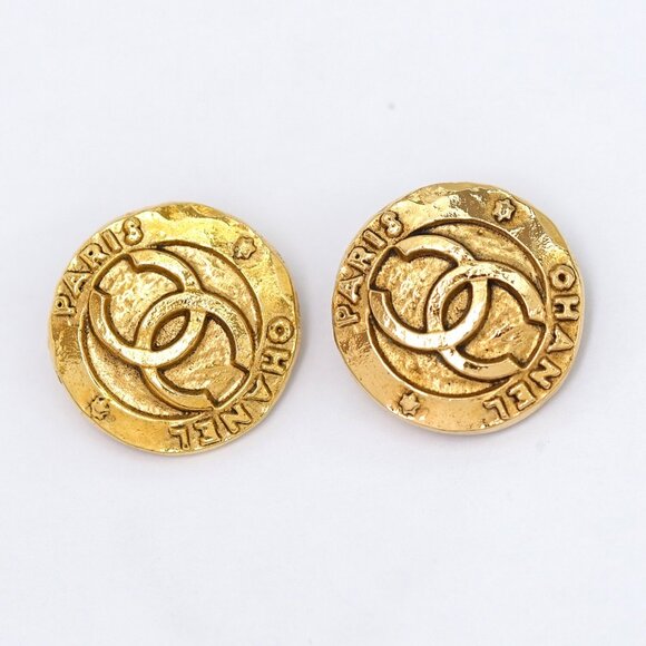 CHANEL CC Logos PARIS Round Clip-On Earrings Gold Tone 28 2820 Auth #5663 - Picture 1 of 5
